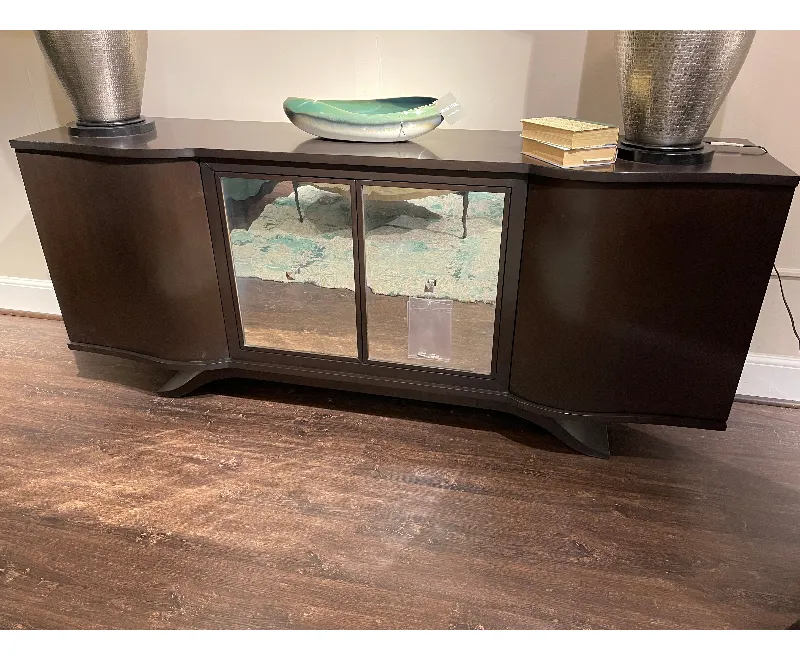 Swaim 2022-25-1/4-B Buffet Swaim 2022-25-1/4-B Buffet