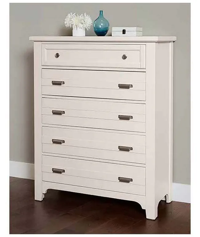 Vaughan Bassett 744-115 Bungalow Home Chest 5 Drawer Lattice Vaughan Bassett 744-115 Bungalow Home Chest 5 Drawer Lattice