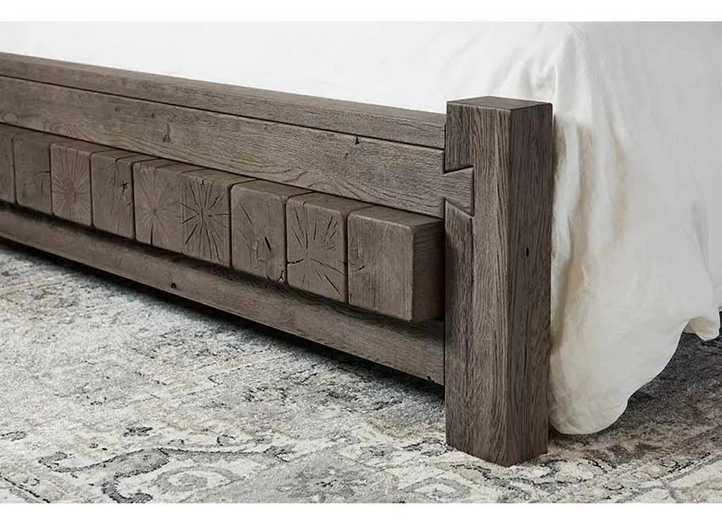 Vaughan Bassett 751-668-166-922-MS2 Dovetail King Poster Bed with 6x6 FB Mystic Grey Vaughan Bassett 751-668-166-922-MS2 Dovetail King Poster Bed with 6x6 FB Mystic Grey