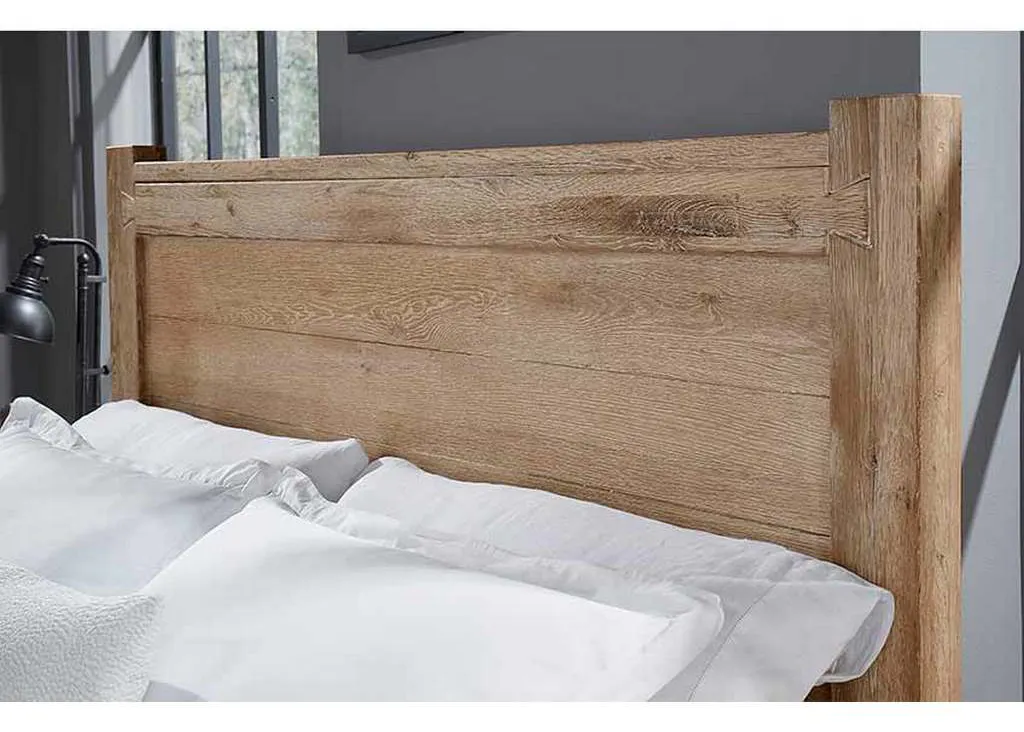 Vaughan Bassett 754-558-855-922 Dovetail Queen Poster Bed with Poster FB Sun Bleached White Vaughan Bassett 754-558-855-922 Dovetail Queen Poster Bed with Poster FB Sun Bleached White
