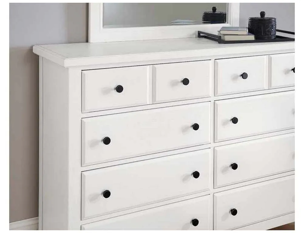Vaughan Bassett 804-002 Cool Farmhouse Dresser 8 Drawer Soft White Vaughan Bassett 804-002 Cool Farmhouse Dresser 8 Drawer Soft White