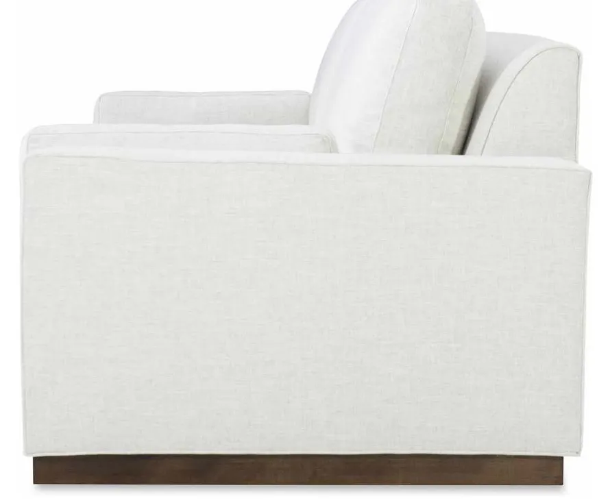 Wesley Hall P2500-94 Dapper Sofa Wesley Hall P2500-94 Dapper Sofa