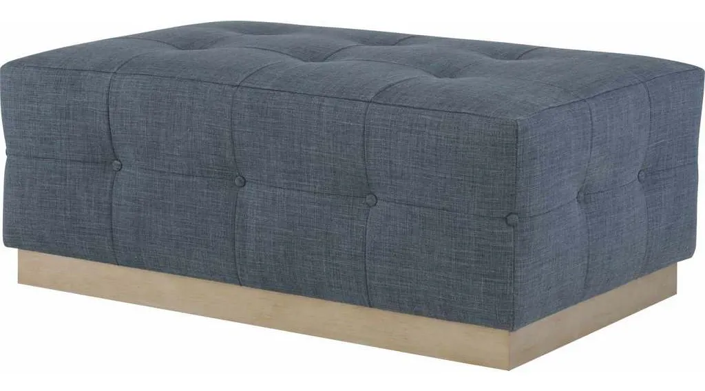Wesley Hall P5417-45 Avenue Ottoman Wesley Hall P5417-45 Avenue Ottoman