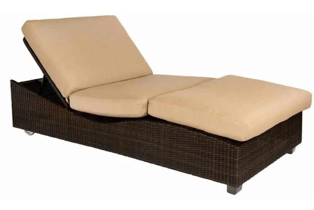 Woodard S511061 Montecito Saddleback Double Chaise Lounge Woodard S511061 Montecito Saddleback Double Chaise Lounge