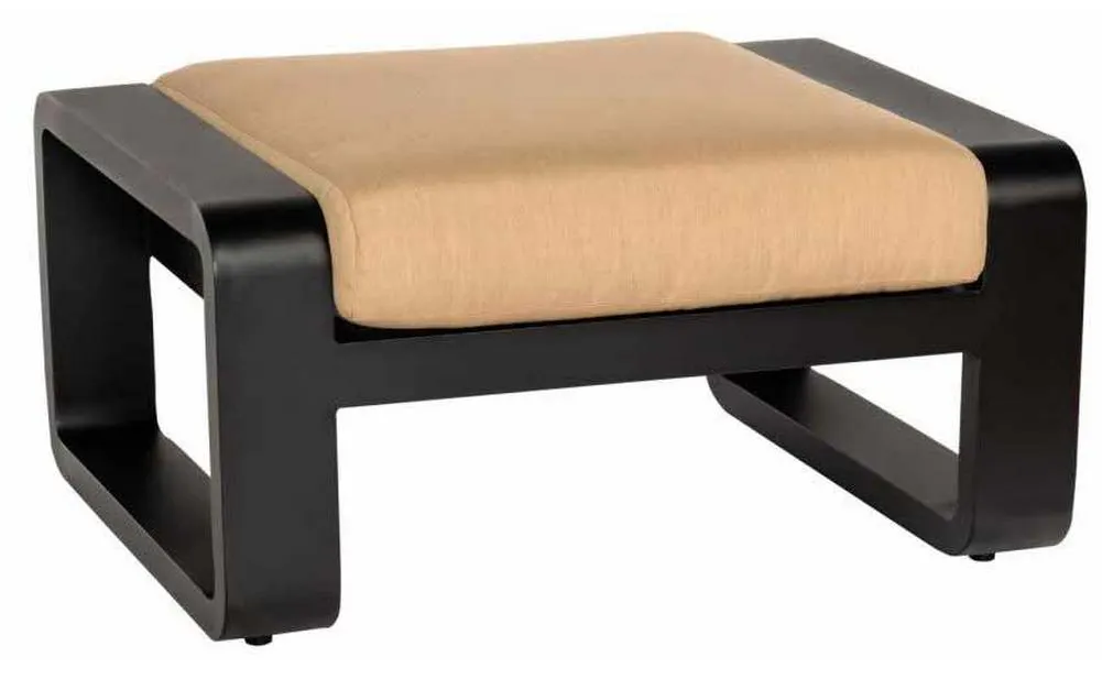 Woodard 7D0486 Vale Ottoman Woodard 7D0486 Vale Ottoman