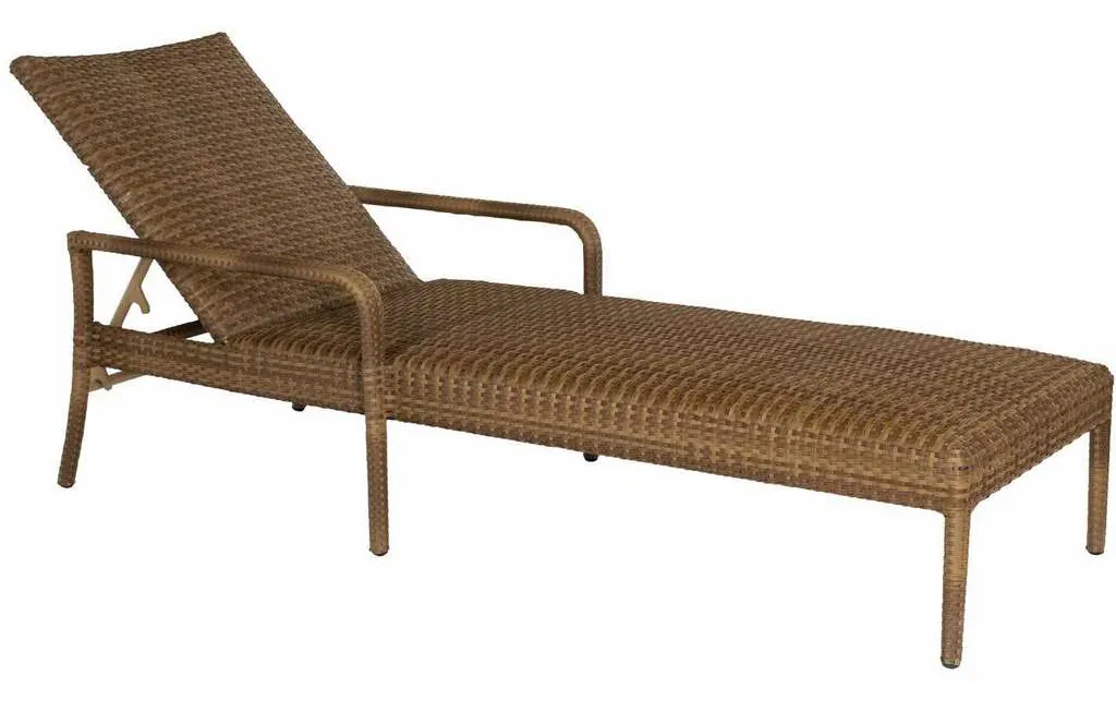Woodard S533066 Et Cetera Padded Adjustable Chaise Lounge Woodard S533066 Et Cetera Padded Adjustable Chaise Lounge
