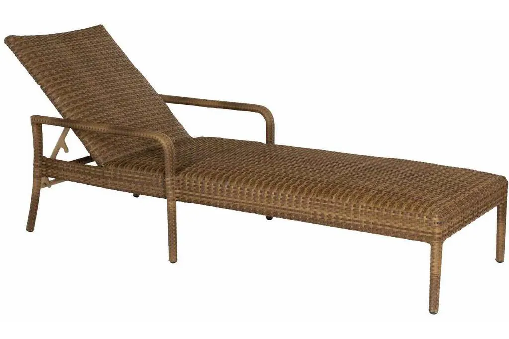 Woodard S533066 Et Cetera Padded Adjustable Chaise Lounge Woodard S533066 Et Cetera Padded Adjustable Chaise Lounge