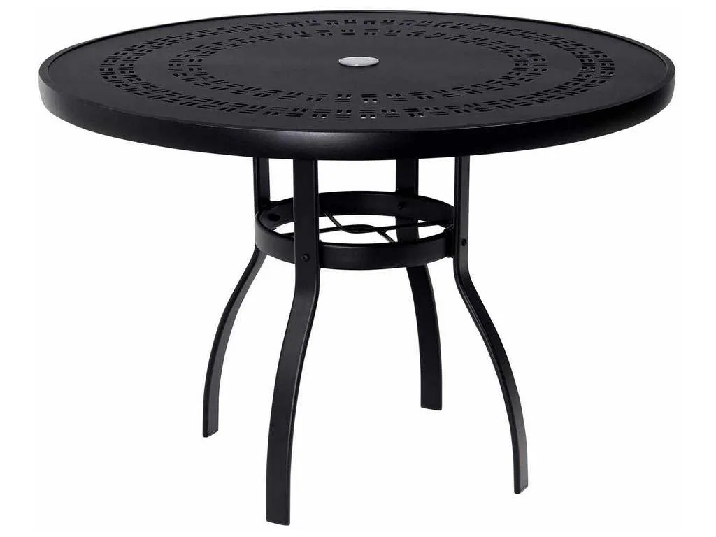Woodard 820142A  Deluxe 42 inch Round Umbrella Table with Trellis Top