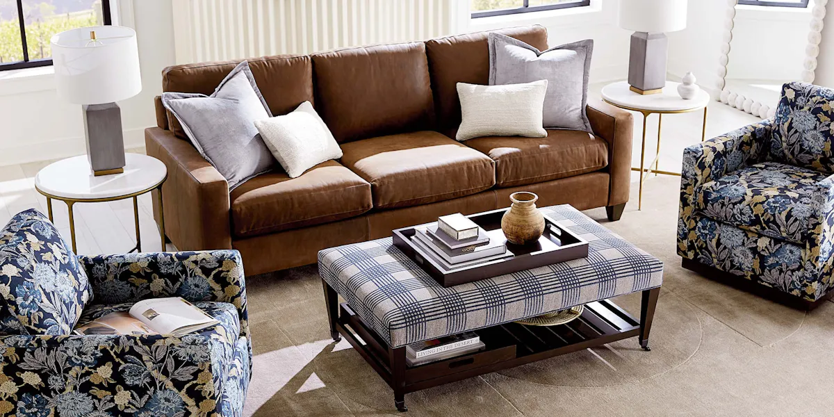 Bassett Furniture C600-72SFL True Custom Leather Large Track Arm Sofa Bassett Furniture C600-72SFL True Custom Leather Large Track Arm Sofa
