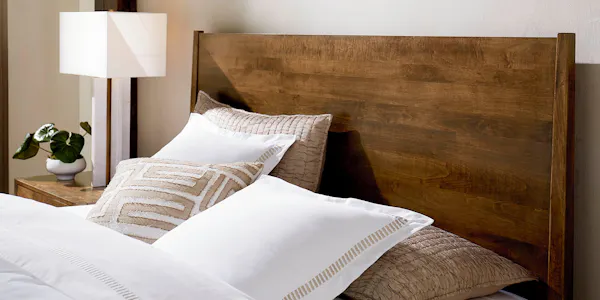 Bassett Furniture 2128-K159 Parkway Queen Panel Bed Bassett Furniture 2128-K159 Parkway Queen Panel Bed