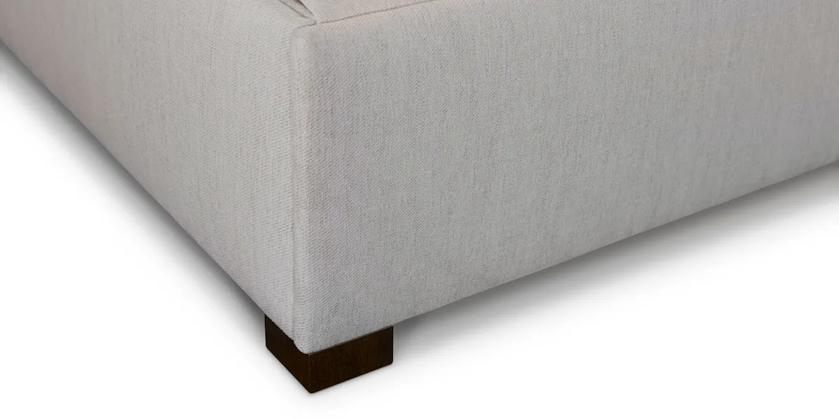 Bassett Furniture 2828-KP69P-1598-1 Madison King Upholstered Bed Bassett Furniture 2828-KP69P-1598-1 Madison King Upholstered Bed