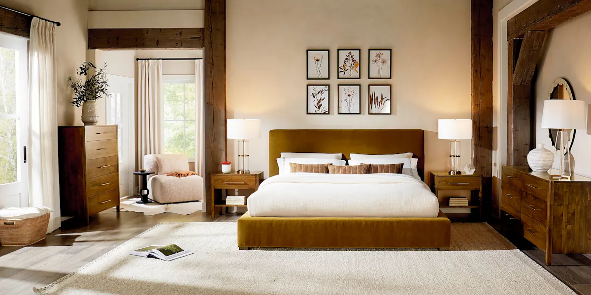 Bassett Furniture 2836-K169P-6441-8 Eden Upholstered King Bed Bassett Furniture 2836-K169P-6441-8 Eden Upholstered King Bed