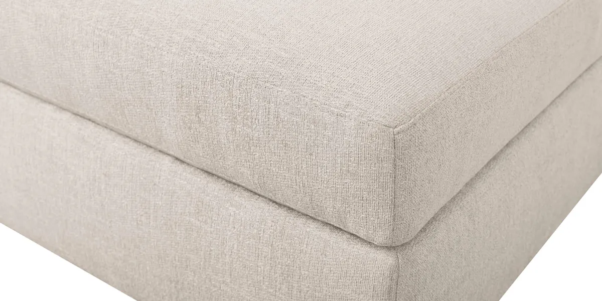 Bassett Furniture 3892-01FC-FC232-0 Colby Ottoman Bassett Furniture 3892-01FC-FC232-0 Colby Ottoman