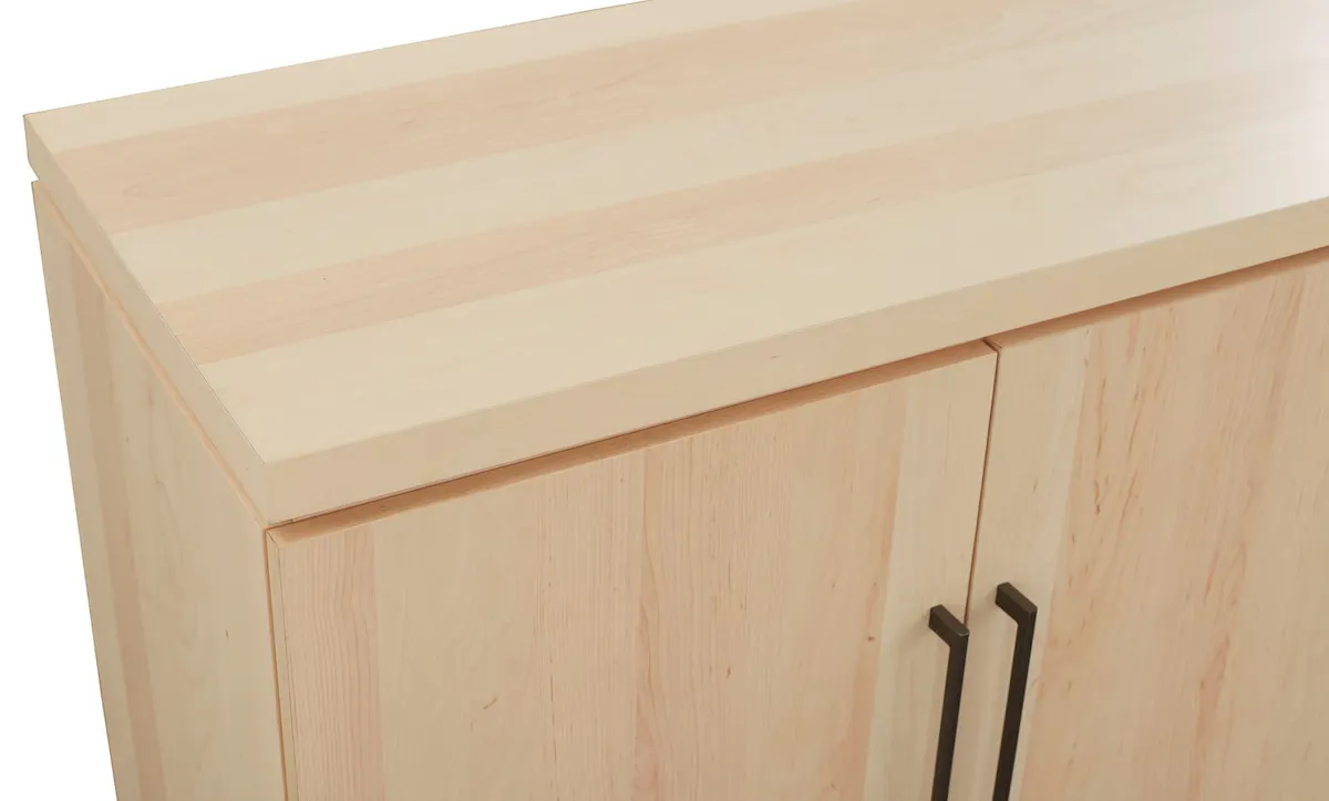 Bassett Furniture 4025-3076N-CBBNPULL Smythe Sideboard Bassett Furniture 4025-3076N-CBBNPULL Smythe Sideboard