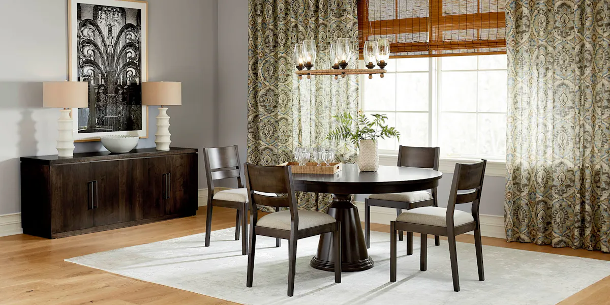Bassett Furniture 4025-K5252C Nichols Round Dining Table with Leaf Bassett Furniture 4025-K5252C Nichols Round Dining Table with Leaf