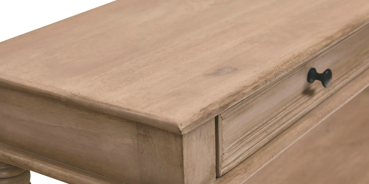 Bassett Furniture 6024-0698 Portsmouth Console Table Bassett Furniture 6024-0698 Portsmouth Console Table