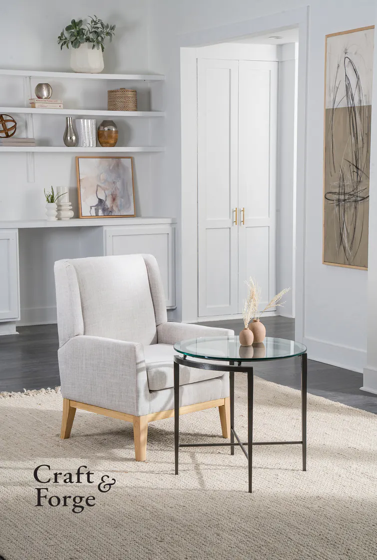 Charleston Forge 7048 Armory Round End Table Charleston Forge 7048 Armory Round End Table