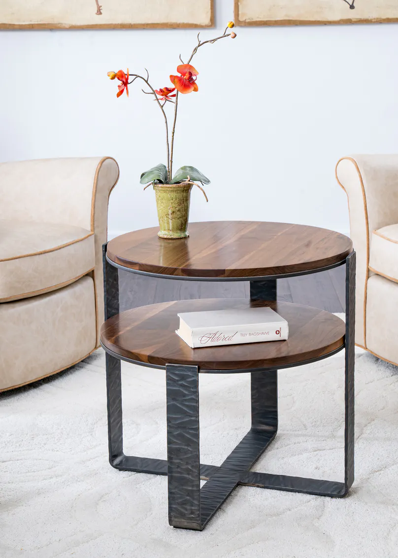 Charleston Forge 7139 Underwood End Table Charleston Forge 7139 Underwood End Table