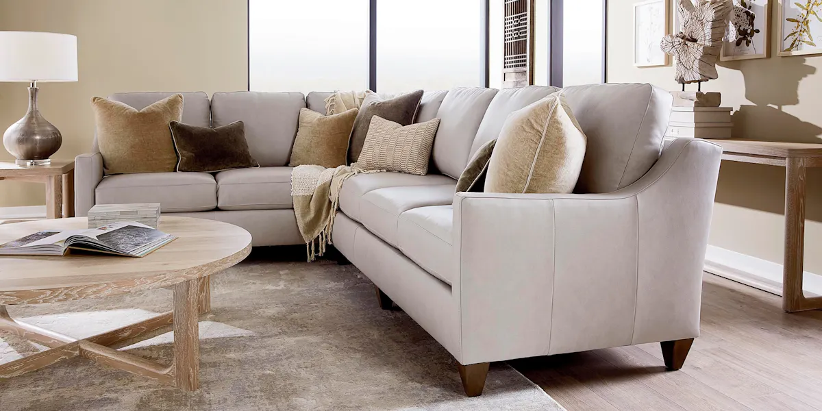 Bassett Furniture C900-L4161SFL True Custom Leather Slope Arm L-Shaped Sectional Bassett Furniture C900-L4161SFL True Custom Leather Slope Arm L-Shaped Sectional