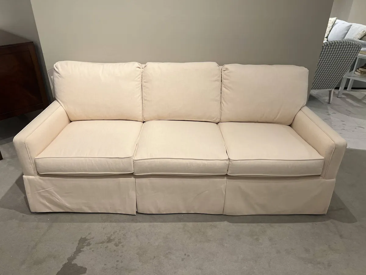 *Highland House 8001 Profiles Sofa *Highland House 8001 Profiles Sofa