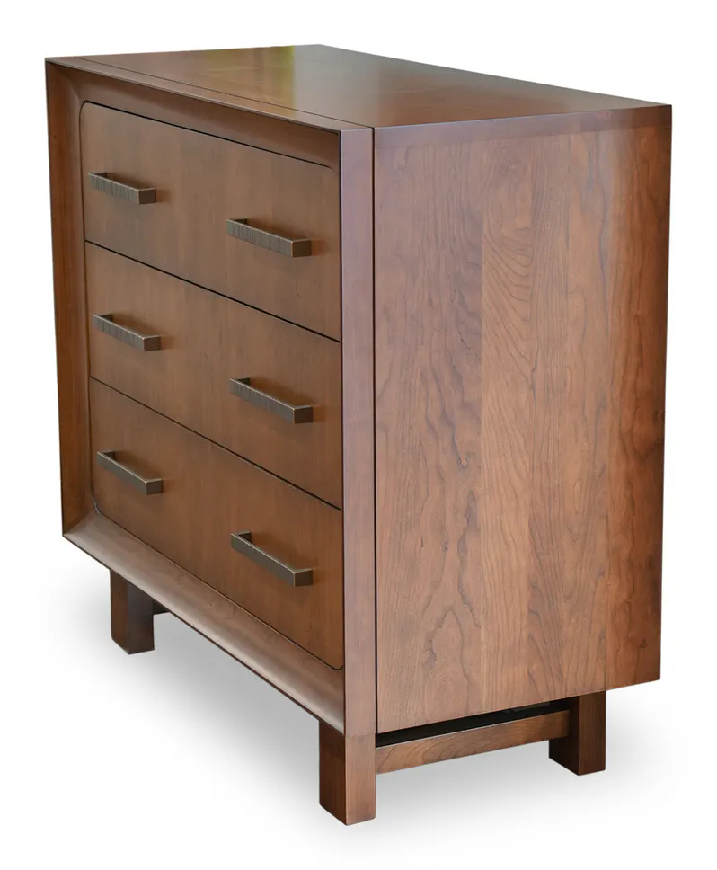 Charleston Forge MD1300 Keys Bachelor Chest Charleston Forge MD1300 Keys Bachelor Chest