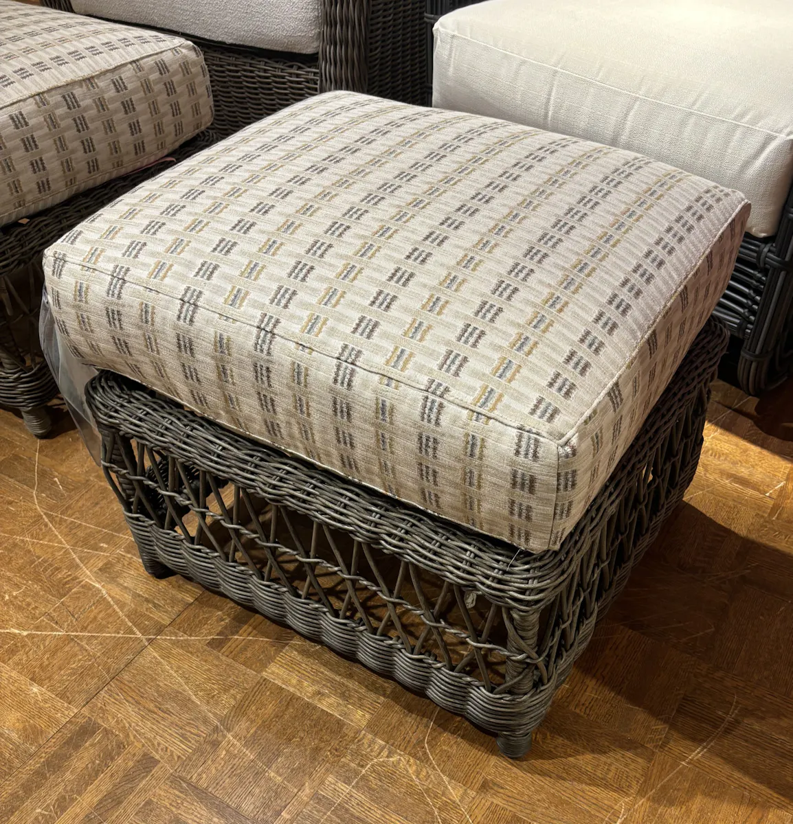 Lane Venture 558-05 Mystic Harbor Outdoor Ottoman Lane Venture 558-05 Mystic Harbor Outdoor Ottoman