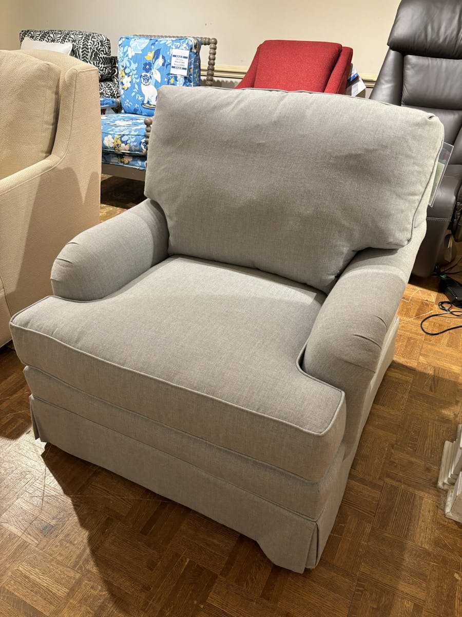 Kincaid 765-84T Idol Living Room Chair Kincaid 765-84T Idol Living Room Chair
