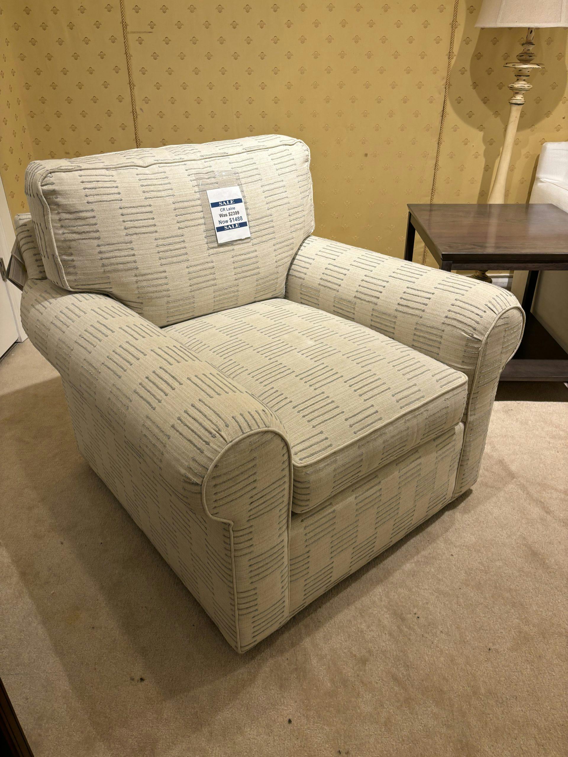 CR Laine CD8725S-SW Living Room Swivel Chair
