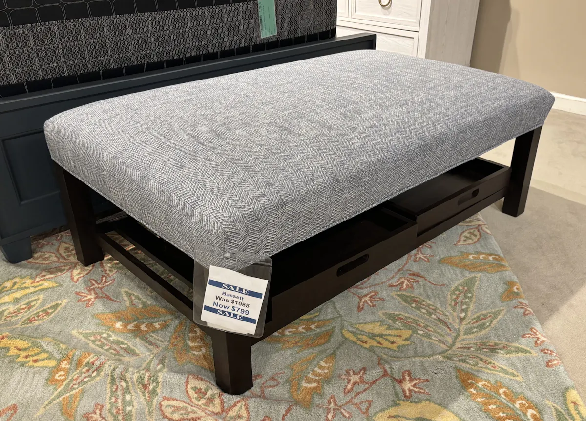 Bassett 1508-5030 Lori Ottoman with Tray Bassett 1508-5030 Lori Ottoman with Tray