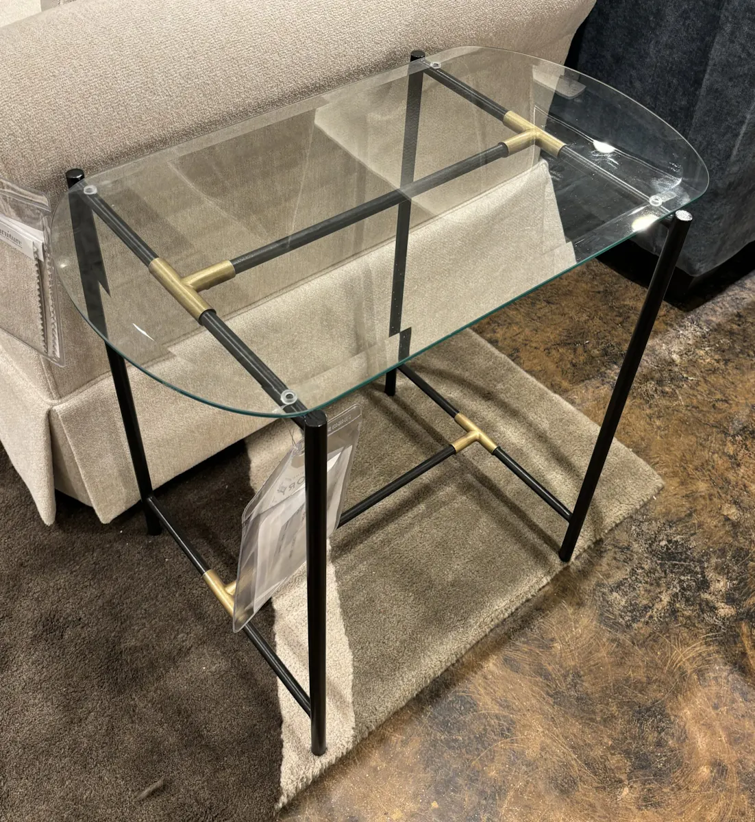 Rowe RR-10790-305/330 Passage Cocktail and End Table Rowe RR-10790-305/330 Passage Cocktail and End Table