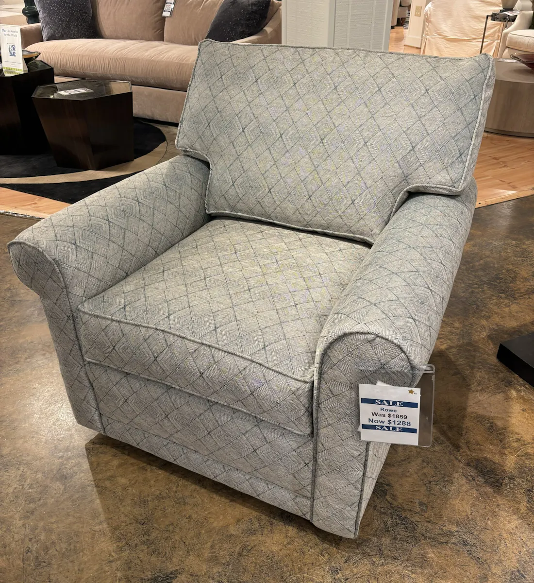Rowe BR200-B-016 Transitional Swivel Chair Rowe BR200-B-016 Transitional Swivel Chair