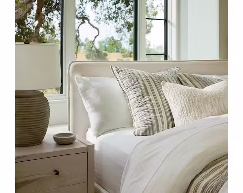 Bassett Furniture 2829-H149P-1598-1 Madison Full Upholstered Headboard Bassett Furniture 2829-H149P-1598-1 Madison Full Upholstered Headboard