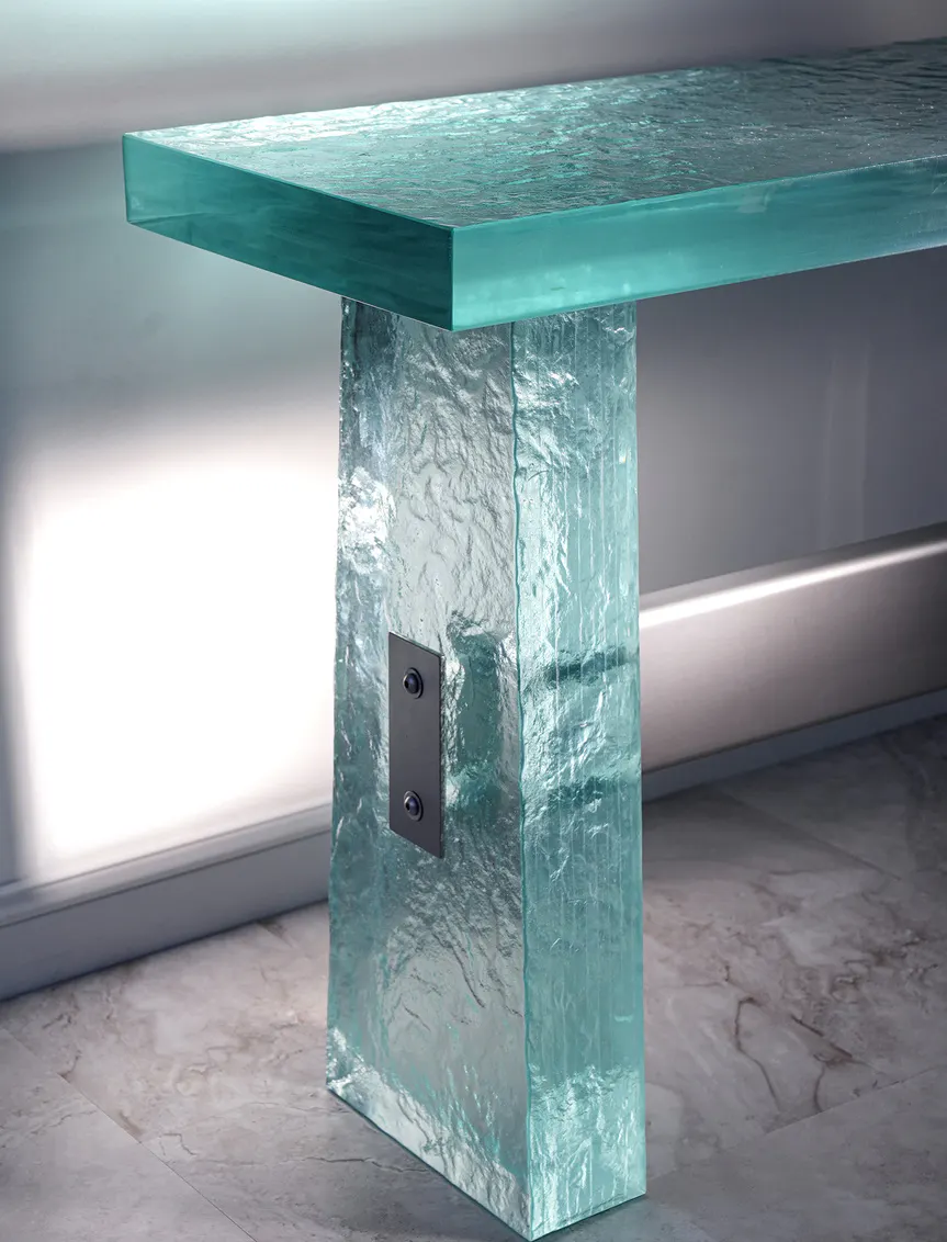 Charleston Forge 10100 Ethereal Console Charleston Forge 10100 Ethereal Console
