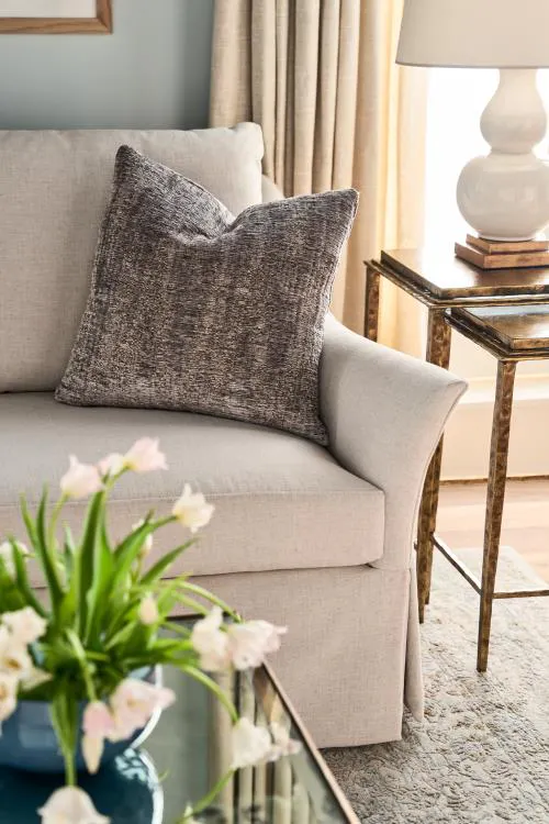 Century Furniture SIG2128-2 Jillian Sofa Century Furniture SIG2128-2 Jillian Sofa