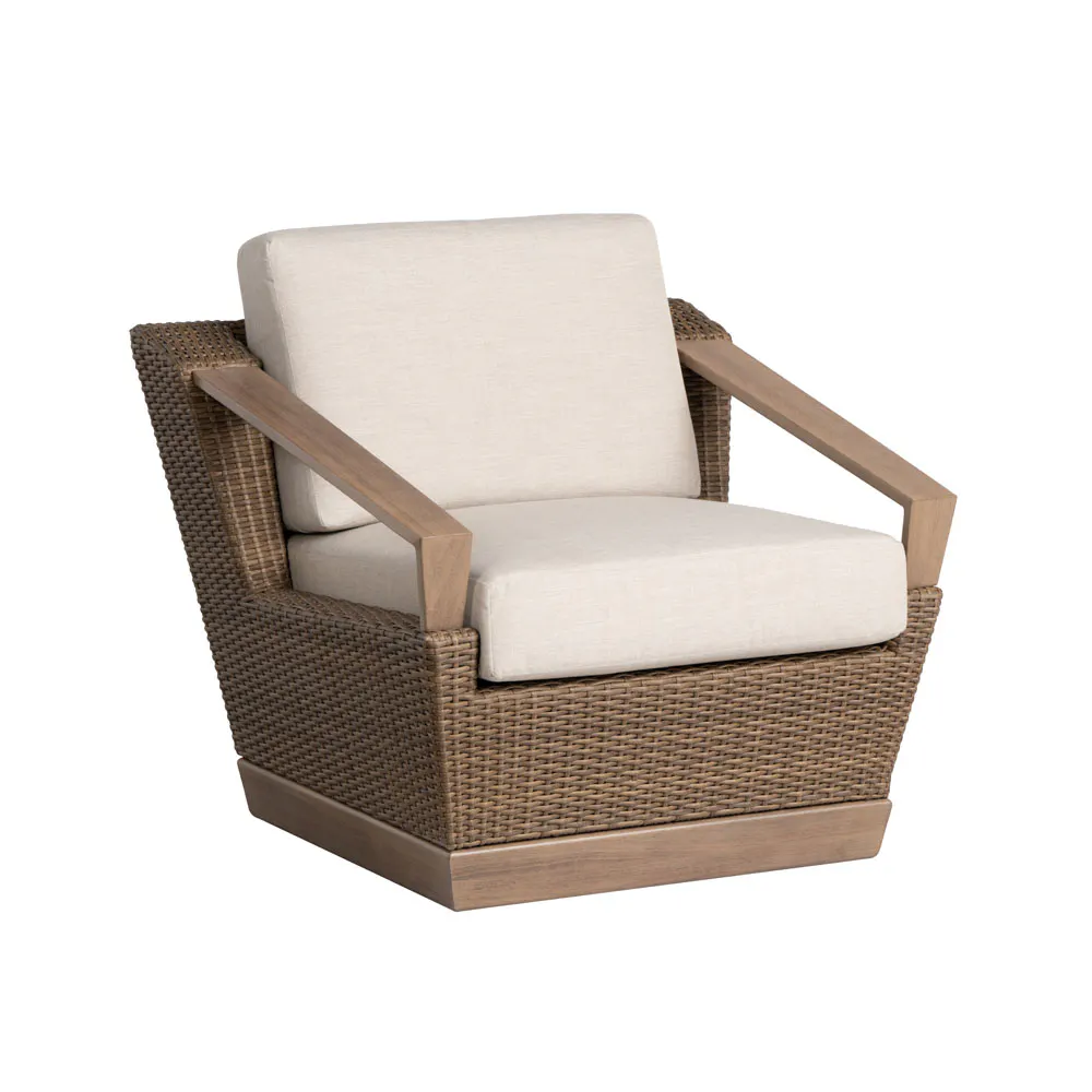 Lloyd Flanders 421080 Charisma Swivel Lounge