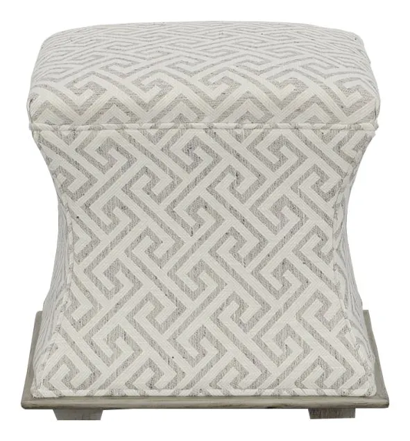 Fairfield Furniture L-1619-20 Cannon Cocktail Ottoman Fairfield Furniture L-1619-20 Cannon Cocktail Ottoman