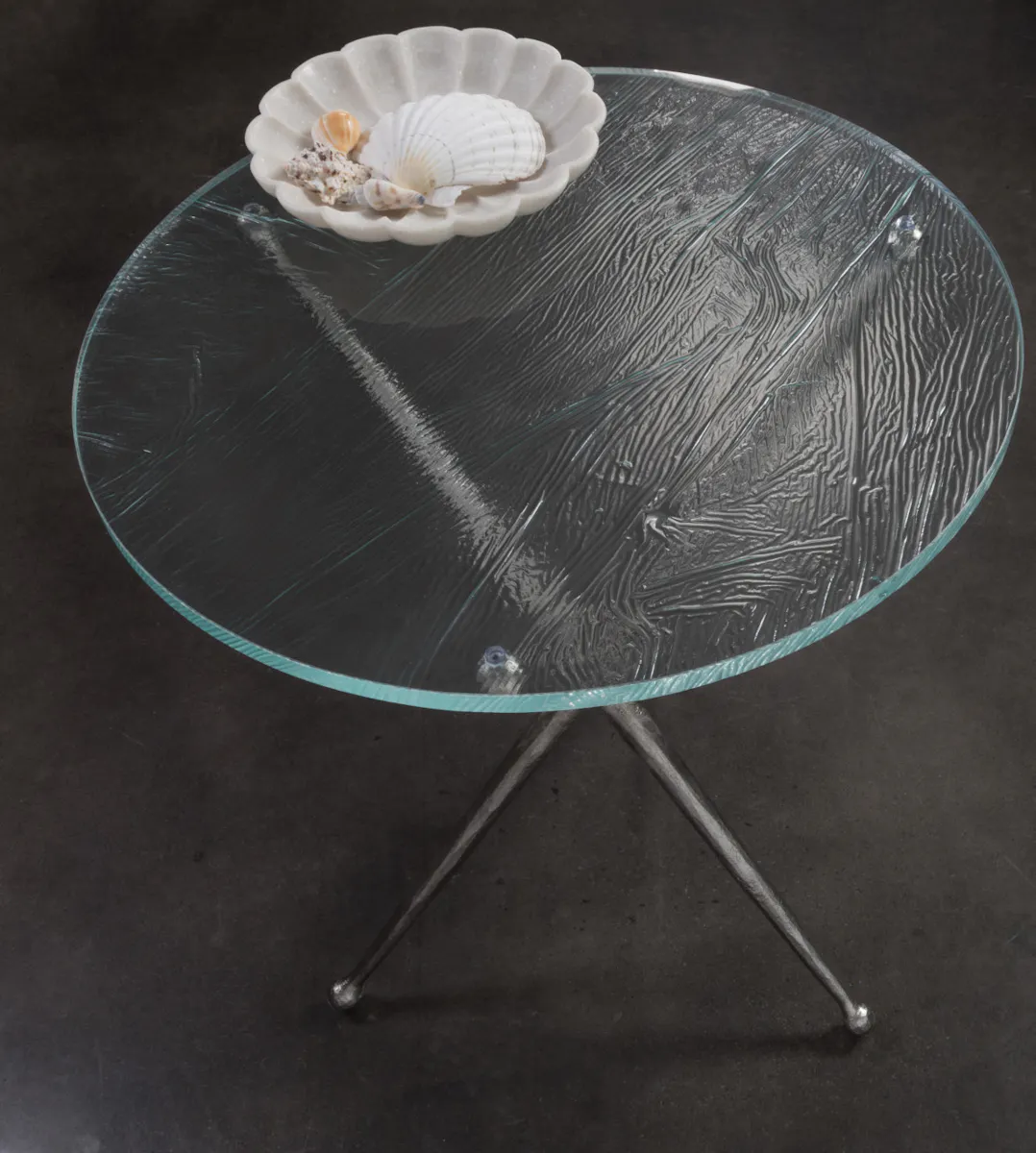 Artistica Home 2364-953 Marcus Silver Round End Table Artistica Home 2364-953 Marcus Silver Round End Table