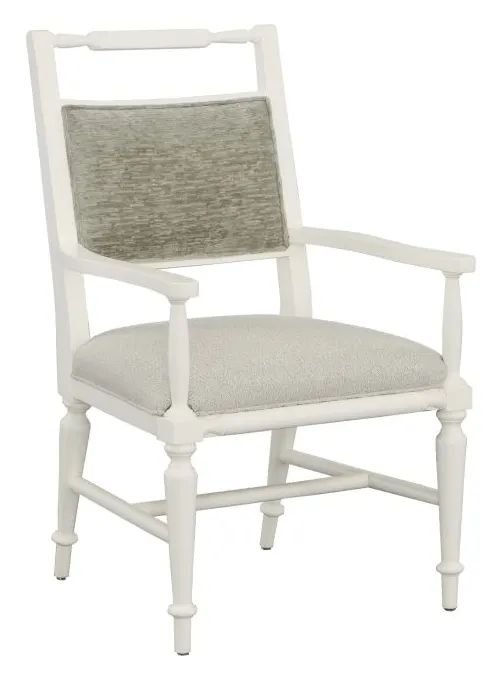 Fairfield Furniture 4604-04 BD Collection For Fairfield Xander Dining Chair Fairfield Furniture 4604-04 BD Collection For Fairfield Xander Dining Chair