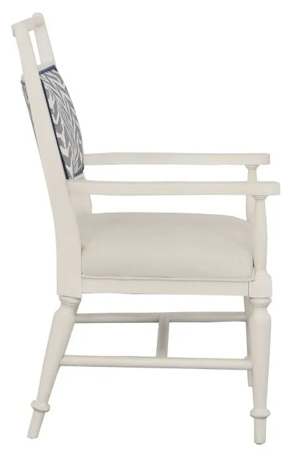 Fairfield Furniture 4604-04 BD Collection For Fairfield Xander Dining Chair Fairfield Furniture 4604-04 BD Collection For Fairfield Xander Dining Chair