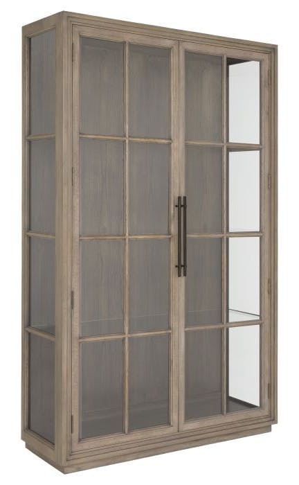 Fairfield Furniture M017-18 Everett Curio Cabinet Fairfield Furniture M017-18 Everett Curio Cabinet