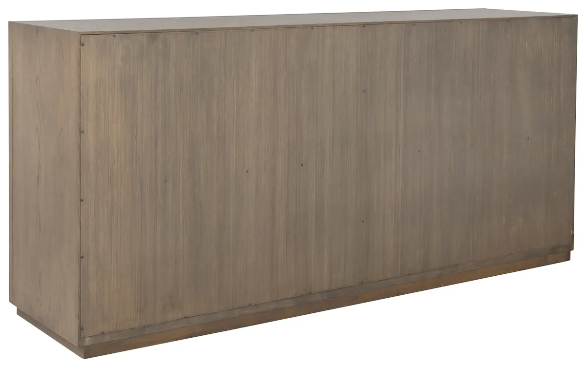 Fairfield Furniture M017-82 Everett Credenza Fairfield Furniture M017-82 Everett Credenza