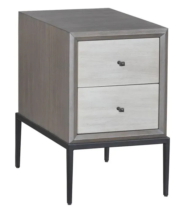 Fairfield Furniture 8189-CC Expedition End Table Fairfield Furniture 8189-CC Expedition End Table