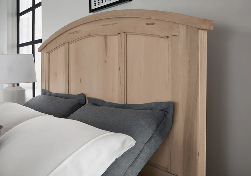 Vaughan Bassett 822-667-766-944-MS1 Woodbridge California King Arch Bed Clear Maple Finish Vaughan Bassett 822-667-766-944-MS1 Woodbridge California King Arch Bed Clear Maple Finish