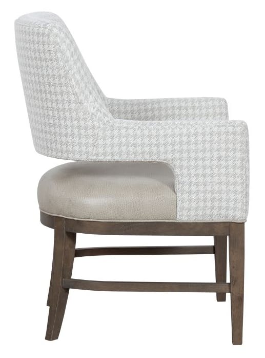 Fairfield Furniture 8865-04 Josie Grande Arm Chair Fairfield Furniture 8865-04 Josie Grande Arm Chair