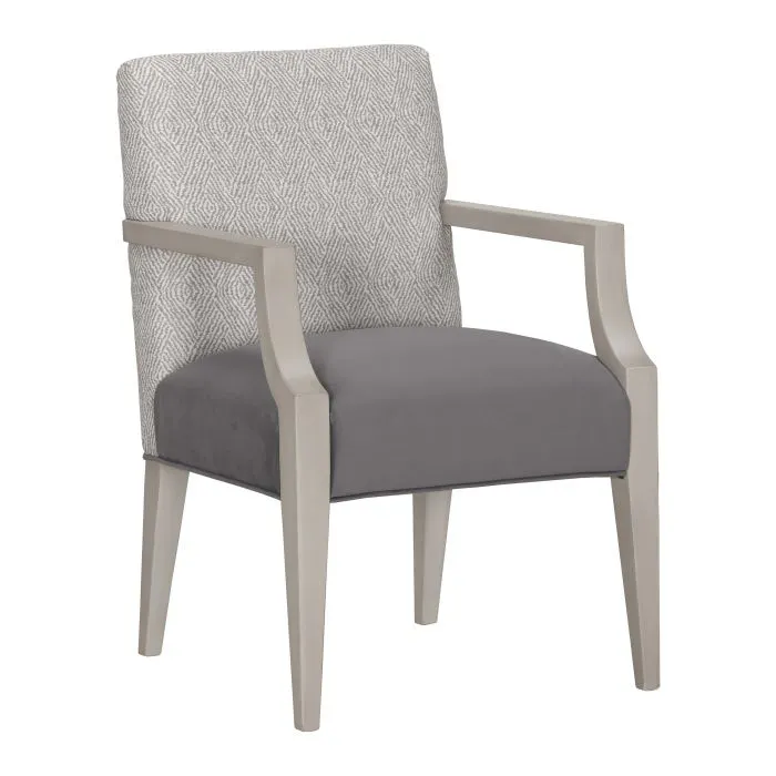 Fairfield Furniture L-8868-04 Sidda Arm Chair