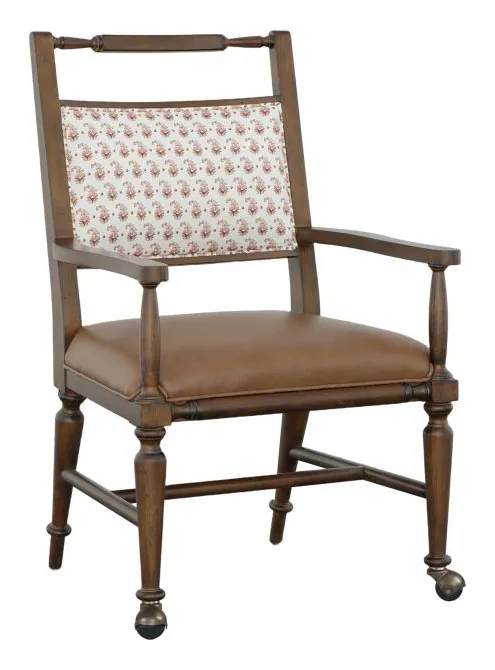 Fairfield Furniture 4604-A2 BD Collection For Fairfield Xander Dining Chair Fairfield Furniture 4604-A2 BD Collection For Fairfield Xander Dining Chair