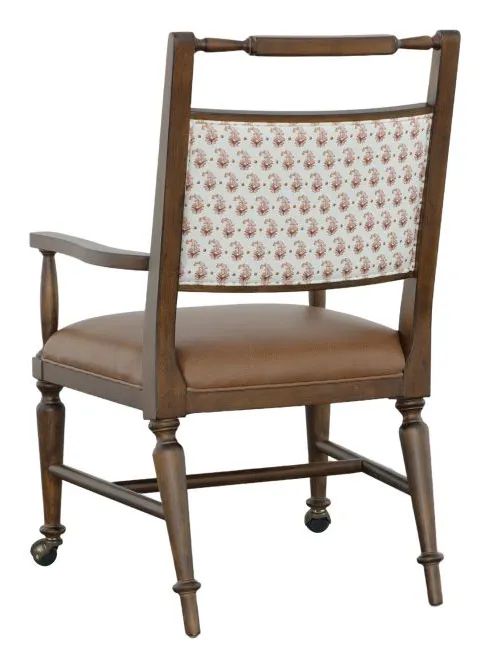Fairfield Furniture 4604-A2 BD Collection For Fairfield Xander Dining Chair Fairfield Furniture 4604-A2 BD Collection For Fairfield Xander Dining Chair