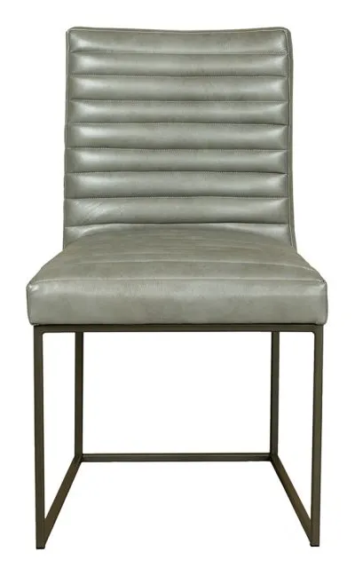 Fairfield Furniture L-B099-05 Uma Side Chair Fairfield Furniture L-B099-05 Uma Side Chair