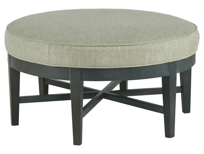 Fairfield Furniture RPSF-36 Plain Round Ottoman Fairfield Furniture RPSF-36 Plain Round Ottoman