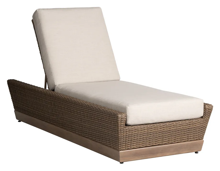 Lloyd Flanders 421020 Charisma Pool Chaise Lloyd Flanders 421020 Charisma Pool Chaise